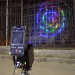 جهاز الرسم بالليزر LaserCube في الهواء من شركة Wicked Lasers
